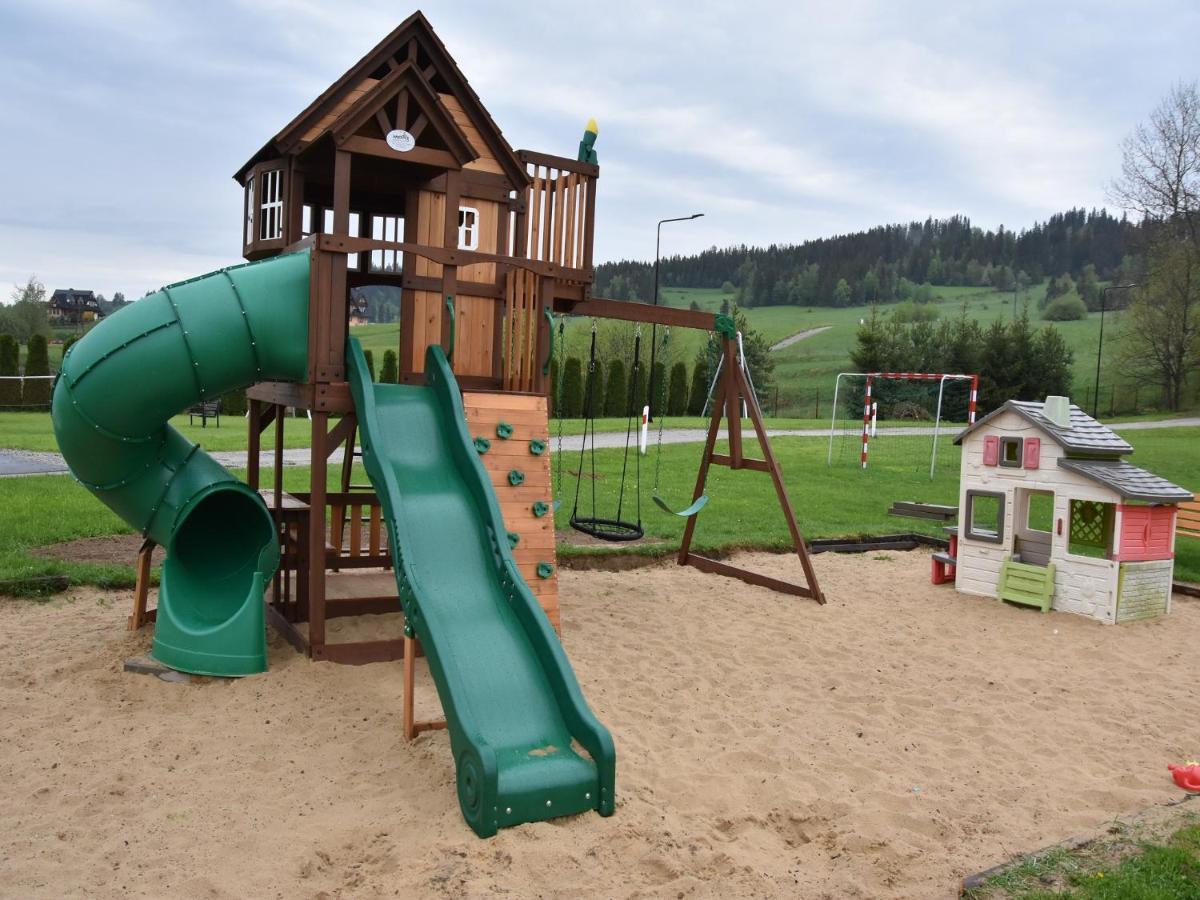 Pokoje Goscinne Budzowie Czarna Gora Bagian luar foto