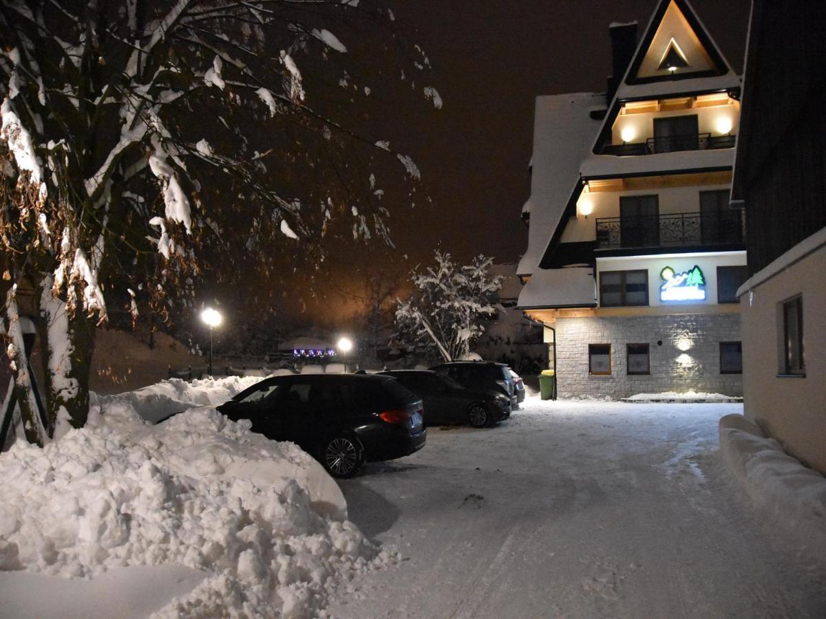 Pokoje Goscinne Budzowie Czarna Gora Bagian luar foto