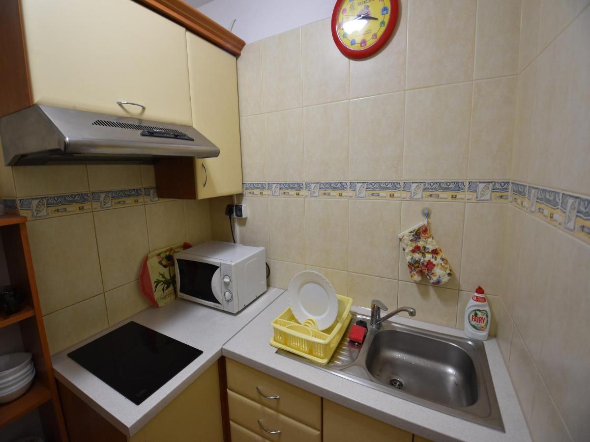 Pokoje Goscinne Budzowie Czarna Gora Bagian luar foto