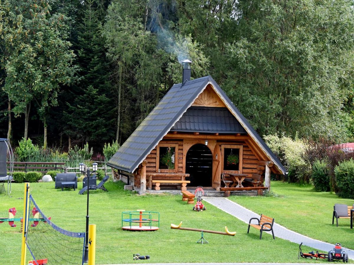 Pokoje Goscinne Budzowie Czarna Gora Bagian luar foto