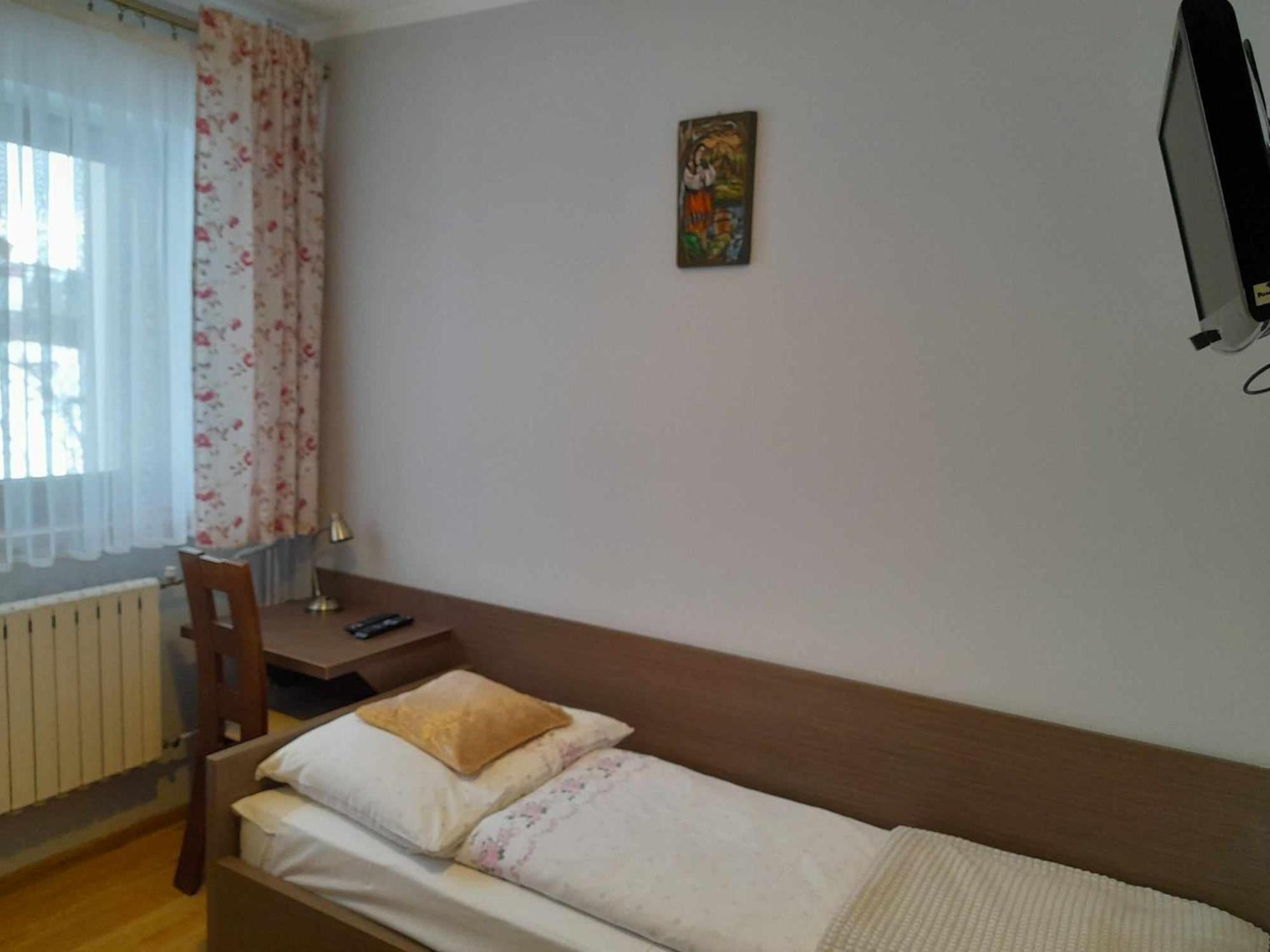 Pokoje Goscinne Budzowie Czarna Gora Bagian luar foto